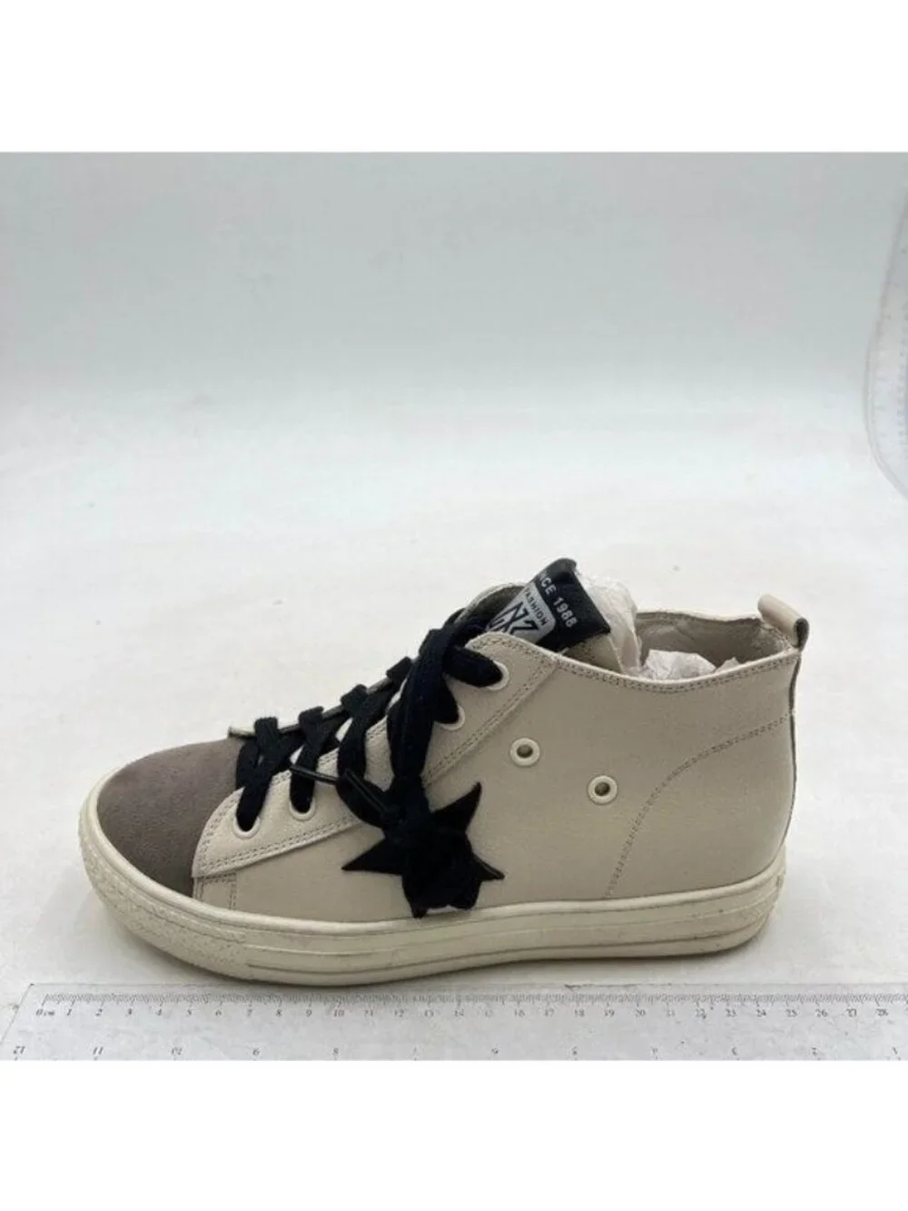 Platform Canvas Shoes Lace-up Fashion Sneakers Low Top and High Top Casual Shoes